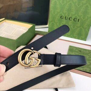Gucci Elegant Red Leather Belt with Gold Buckle